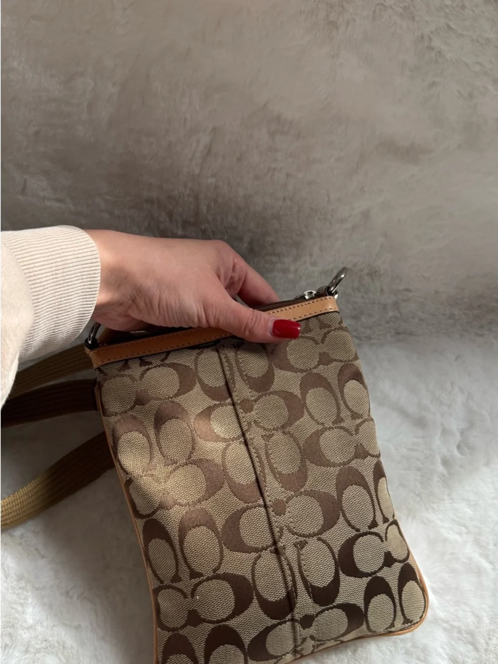 Coach Signature Crossbody Bag Y2K Brown Tan Mini Canvas Leather - Picture 3 of 4